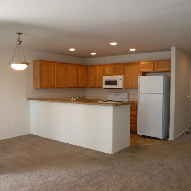 20866 Nova Loop in Bend, OR - Building Photo - Building Photo