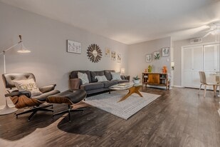 Monticello Apartments