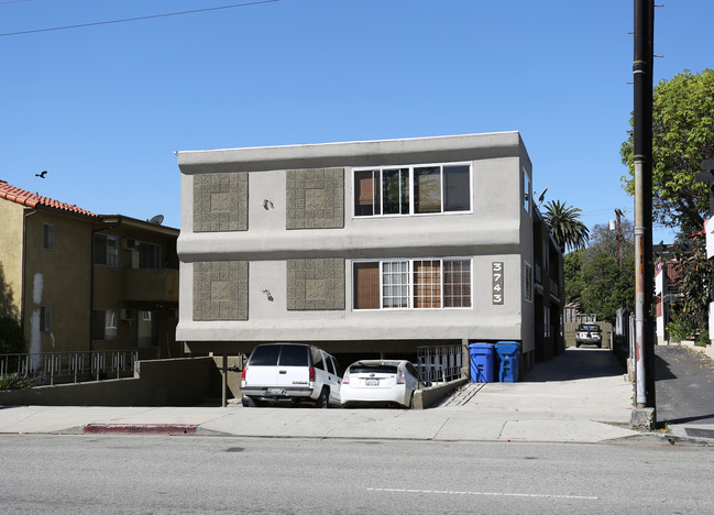 3743 Mclaughlin Ave in Los Angeles, CA - Building Photo - Building Photo