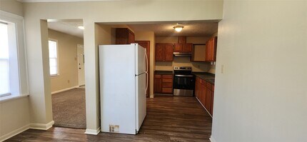 138 Laurel St in Lake Jackson, TX - Building Photo - Building Photo