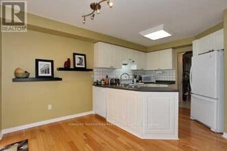 6119 Clover Ridge Crescent in Mississauga, ON - Building Photo - Building Photo