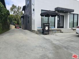 1245 Crenshaw Blvd in Los Angeles, CA - Building Photo