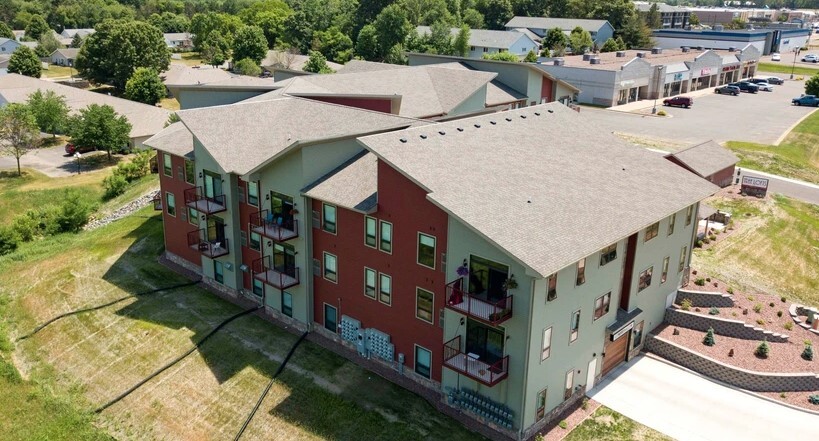 Tree Lofts in Eau Claire, WI - Foto de edificio