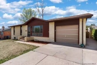 6122 Shannon Ave in Cheyenne, WY - Building Photo - Building Photo