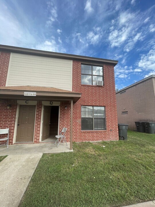 3404 Barcelona Dr in Killeen, TX - Building Photo