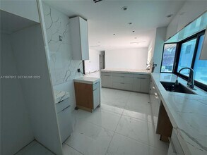 444 NW 21st St in Homestead, FL - Building Photo - Building Photo