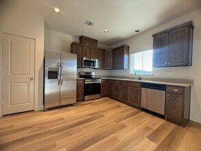 207 Railroad Ave in Sanger, TX - Building Photo - Building Photo