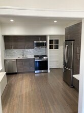 360 Ridge Ave in Evanston, IL - Building Photo - Building Photo