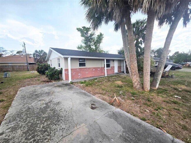 546 Briarwood Rd in Venice, FL - Building Photo - Building Photo