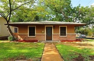 701 E 46th St in Austin, TX - Building Photo