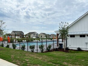 52 Pink Dogwood Wy in Fuquay Varina, NC - Building Photo - Building Photo