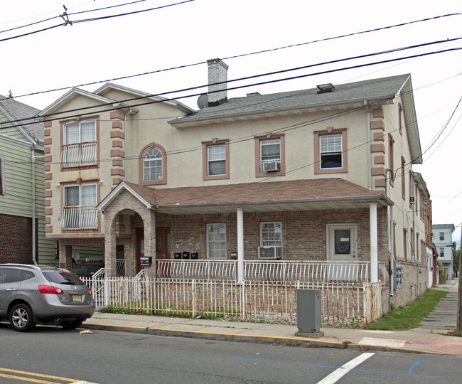 162 Fulton St in Elizabeth, NJ - Building Photo - Building Photo