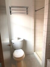 144 Bowdoin St, Unit 61 in Boston, MA - Foto de edificio - Building Photo