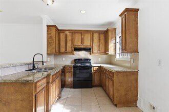 4306 Maggie St in Houston, TX - Foto de edificio - Building Photo