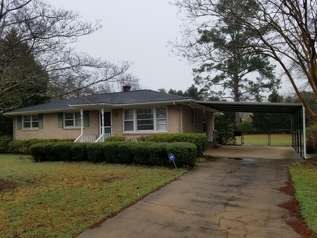 2233 Garrison St in Sumter, SC - Building Photo - Building Photo