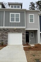 2529 Ruby Dixon Xing Dr in Gastonia, NC - Building Photo