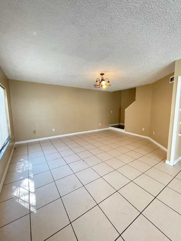 2117 Fluorshire Dr in Brandon, FL - Building Photo - Building Photo