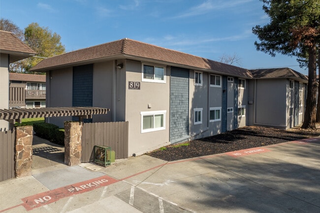 Wyndover Apartment Homes