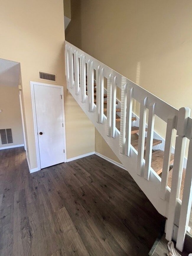 309 Rock Knoll Dr in Greenwood, SC - Building Photo - Building Photo