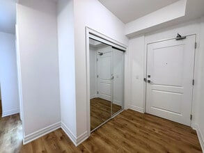 81 Robinson St in Hamilton, ON - Building Photo - Building Photo