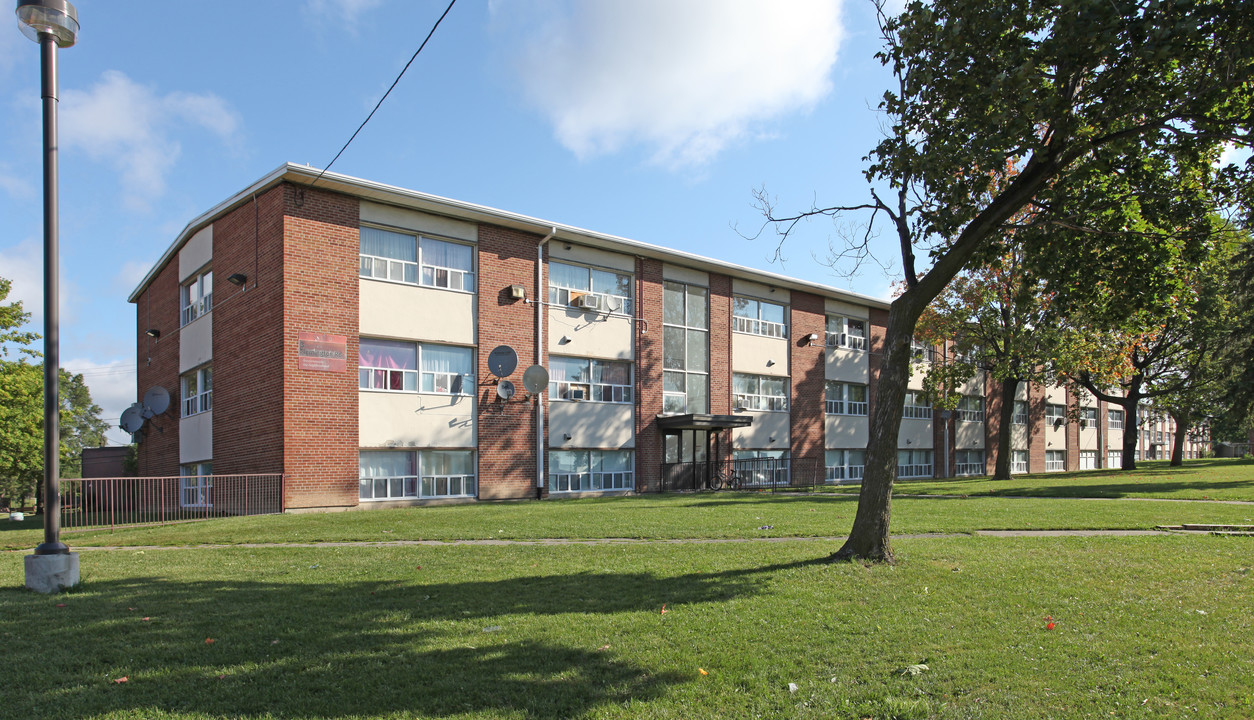 Lawrence Heights in Toronto, ON - Building Photo