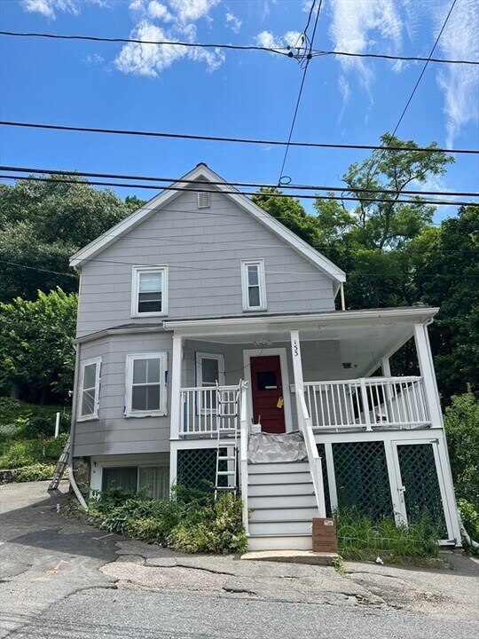 133 Brattle St in Arlington, MA - Building Photo