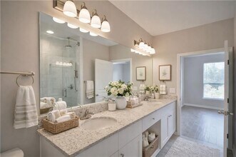 10 Perimeter Summit Blvd in Atlanta, GA - Building Photo - Building Photo