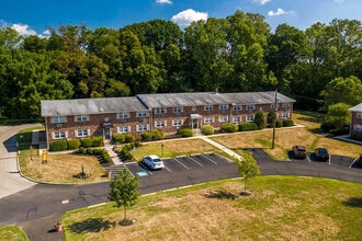 THE WELLINGTON in Hatboro, PA - Foto de edificio - Building Photo