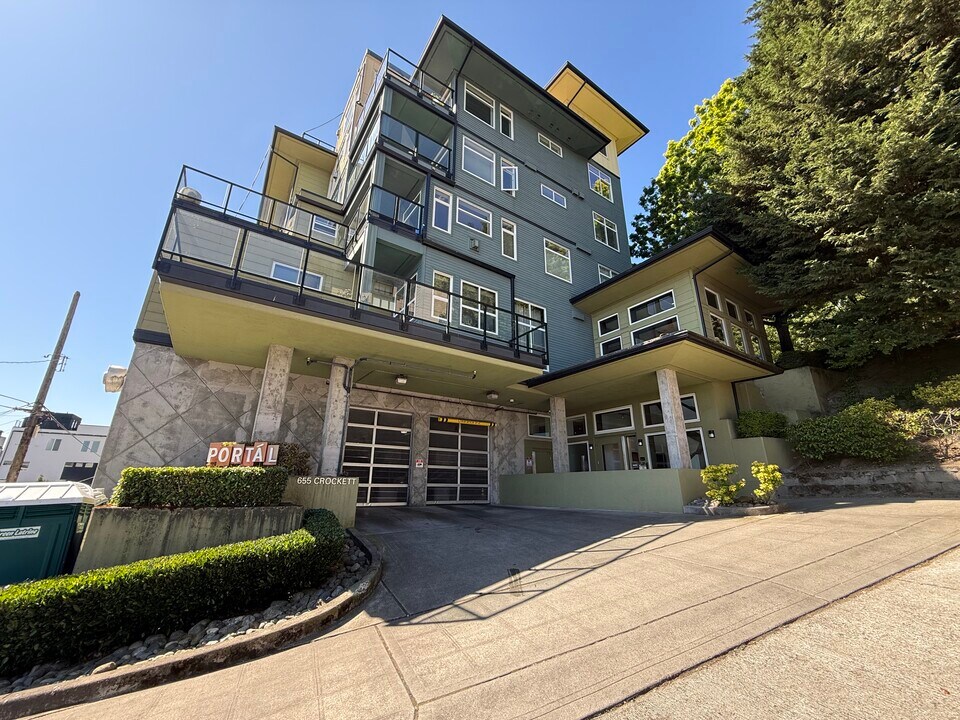 655 Crockett St, Unit B 104 in Seattle, WA - Foto de edificio