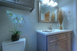 5611 Arboles Dr in Houston, TX - Building Photo - Building Photo