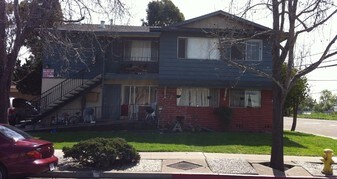 1106 Edsel Dr in Milpitas, CA - Building Photo