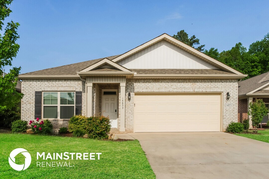 14853 Norfleet Dr in Athens, AL - Building Photo