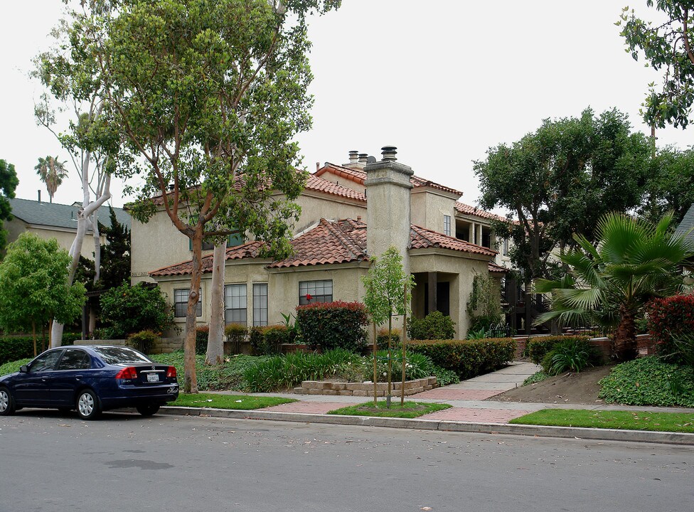 2616 Monte Carlo Dr in Santa Ana, CA - Building Photo