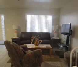 12221 W Bell Rd in Surprise, AZ - Building Photo - Building Photo