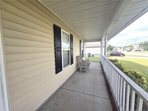 2656 Daniel Boone Ln in Hope Mills, NC - Building Photo - Building Photo