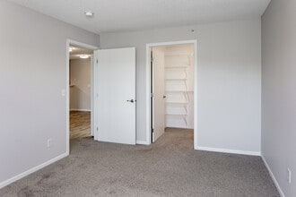 Brickstone in Chaska, MN - Foto de edificio - Interior Photo