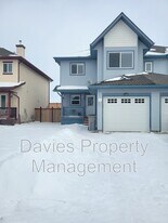 115 Rue Magnan in Beaumont, AB - Building Photo