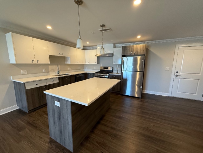 71 Legacy Blvd in Dedham, MA - Building Photo - Building Photo