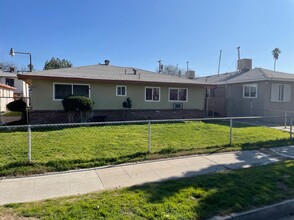 428 N Glenn Ave in Fresno, CA - Building Photo - Building Photo