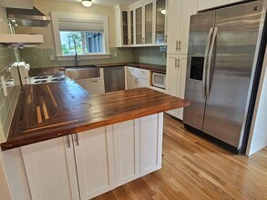 671 19th St in Lakeport, CA - Building Photo - Building Photo