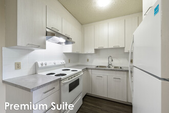 Northridge Estates in Edmonton, AB - Building Photo - Building Photo