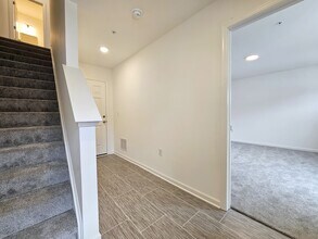 2457 Spring Water Cir in Lancaster, PA - Building Photo - Building Photo