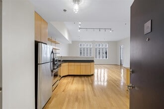140 Bay St in Jersey City, NJ - Building Photo - Building Photo