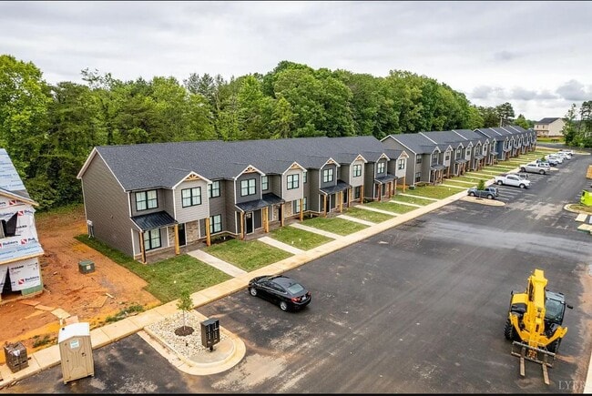 property at 151 Sunburst Villa Dr