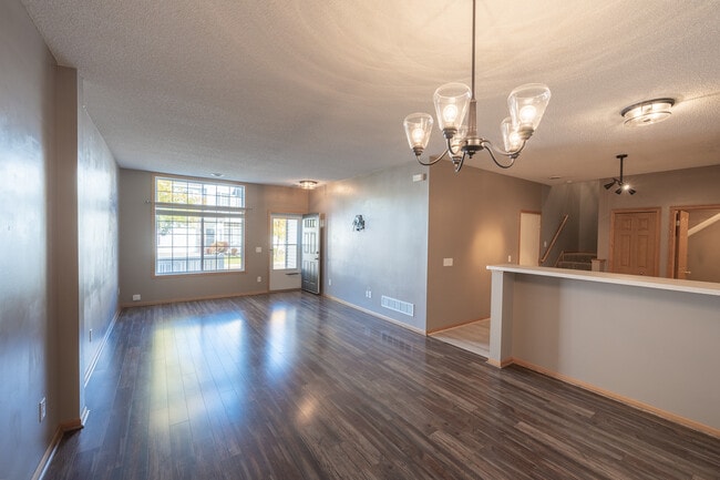 18205 69th Pl N in Osseo, MN - Building Photo - Building Photo