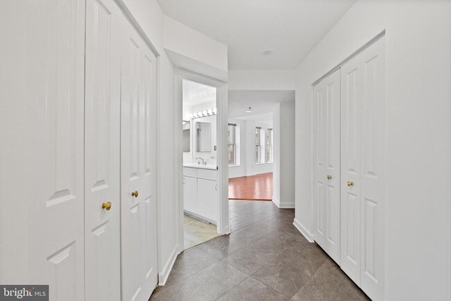 601 Pennsylvania Ave NW in Washington, DC - Building Photo - Building Photo