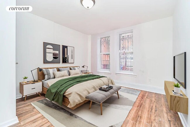 207 W 121st St in New York, NY - Foto de edificio - Building Photo