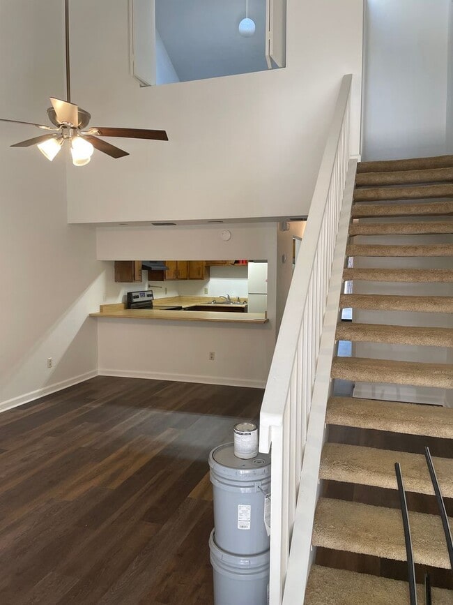 2873 Jim Lee Rd in Tallahassee, FL - Building Photo - Building Photo