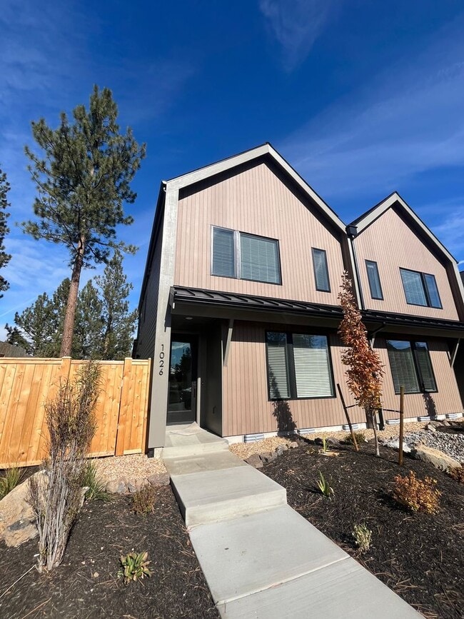 property at 1026 Linda Ave