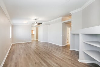 2015 Pink Coral Dr in North Las Vegas, NV - Building Photo - Building Photo